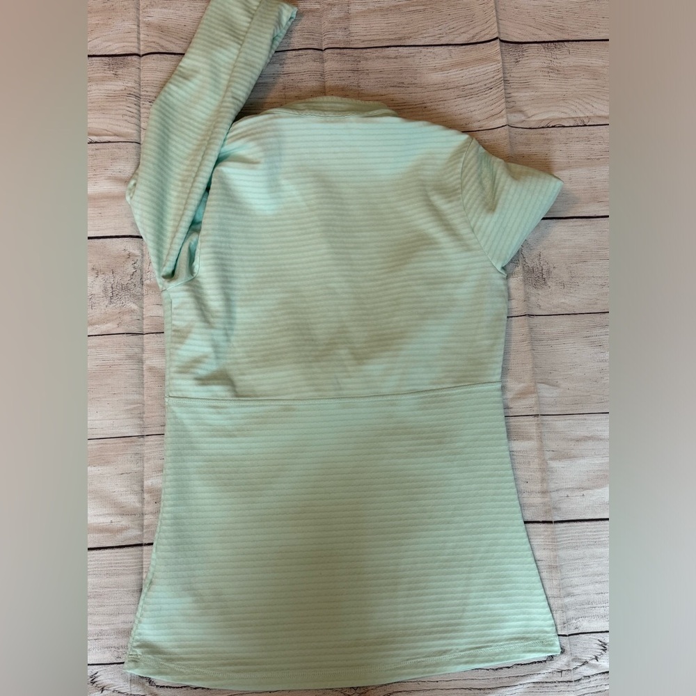 Women's Nike Golf 1/4 Zip - Picture 5 of 6